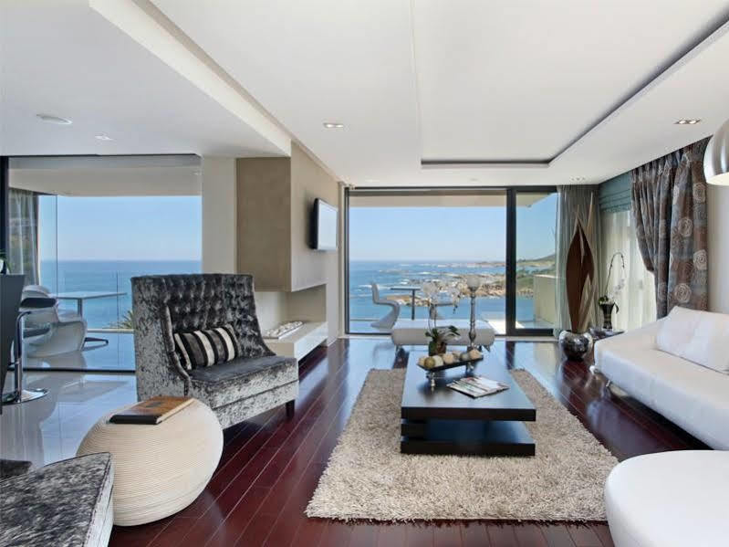 Bed & Breakfast Azamare Cape Town